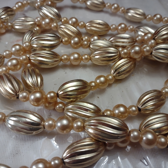 Garland new 107 inches - Picture 2 of 4